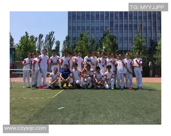 曾登春晚舞台的中国国足球星与绿茵场外别样风采展现